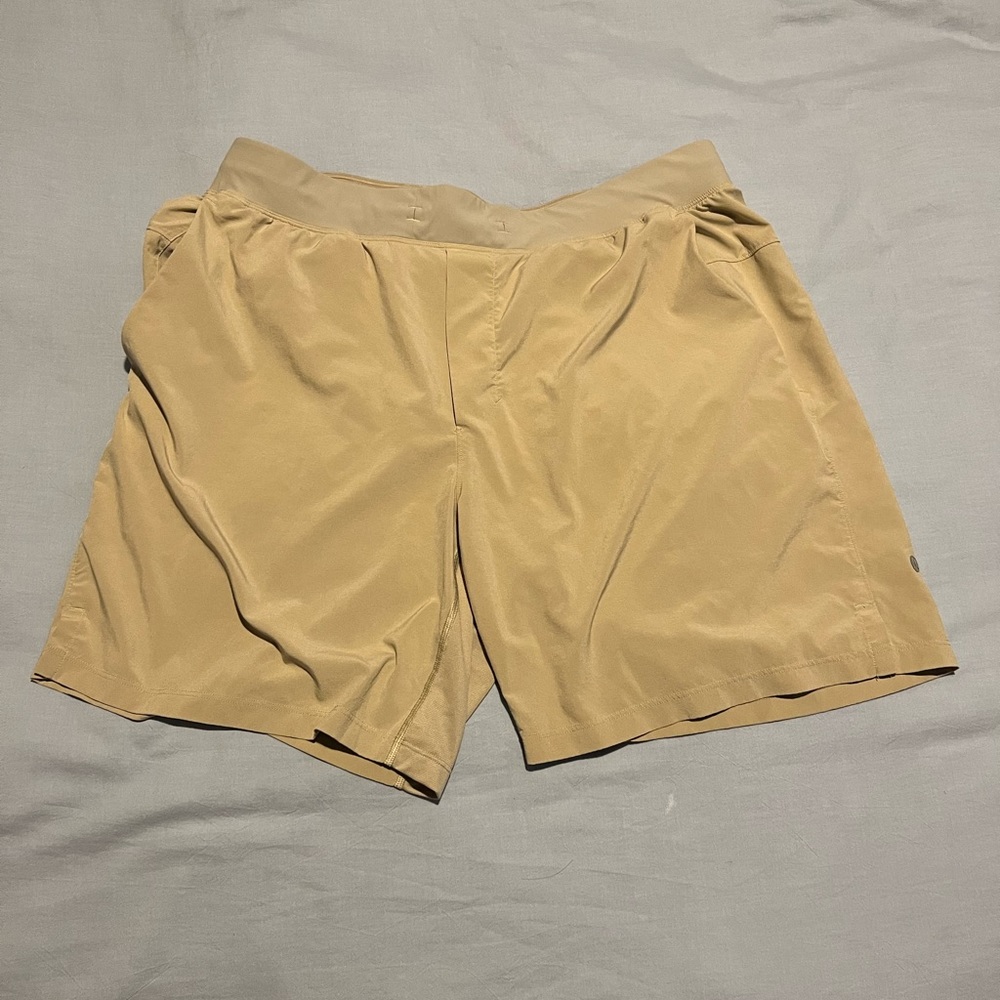 Lululemon - T.H.E. Linerless Short 7" - XL - Trench